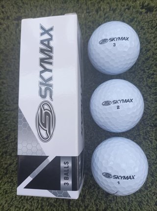 2 cxs com 24 bolas de Golfe "Skymax"