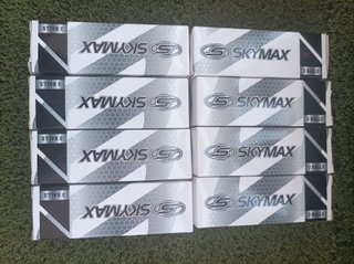 2 cxs com 24 bolas de Golfe "Skymax"