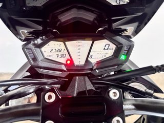 Kawasaki Z800 Naked Negra/Blanca