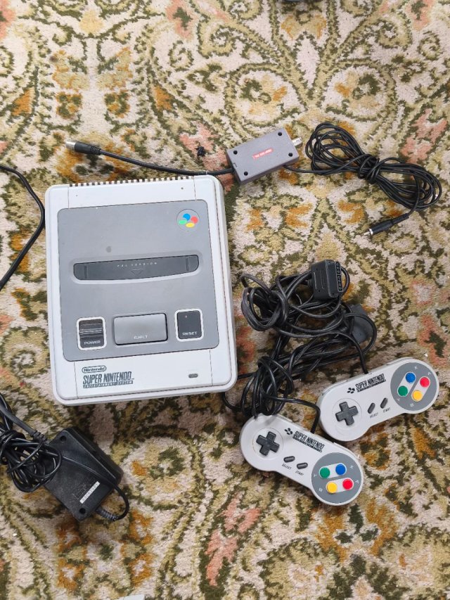 Lote completo Consola Super Nintendo con 4 juegos
