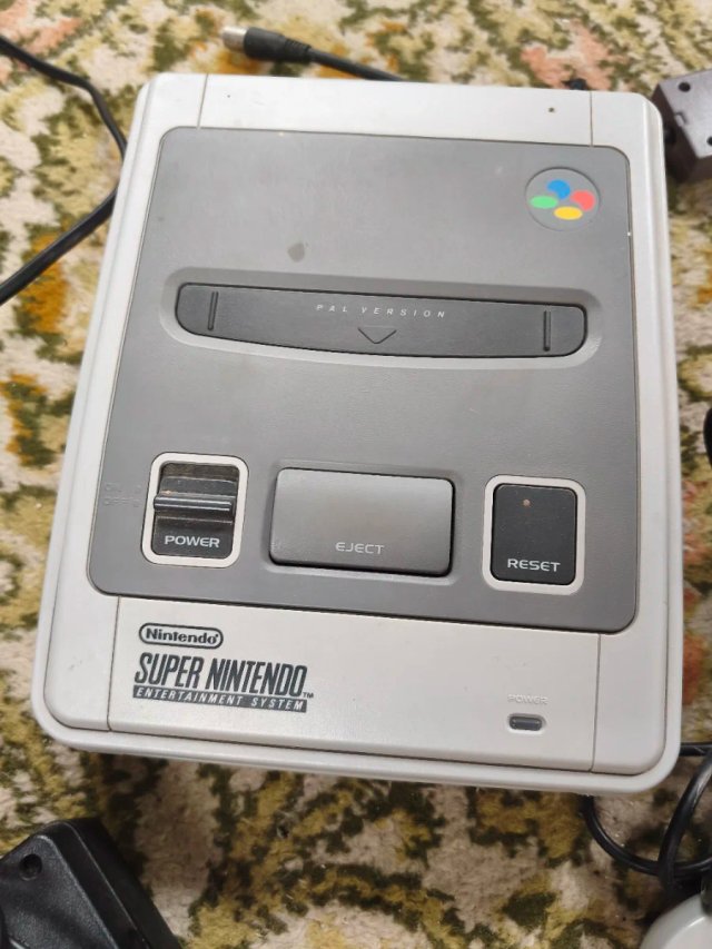Lote completo Consola Super Nintendo con 4 juegos