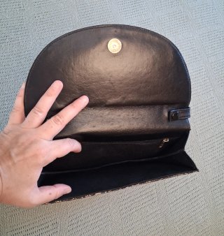 Bolso bandolera vintage con motivo egipcio dorado