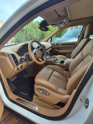 Porsche Cayenne 2017