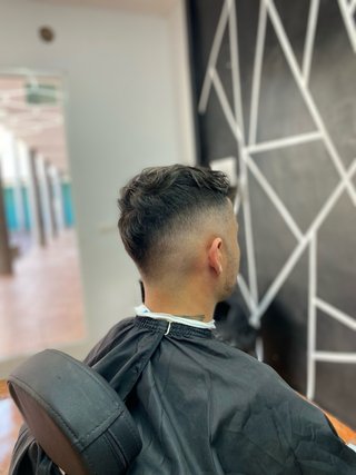 Barberia a domicilio/Profesional en la Industria..