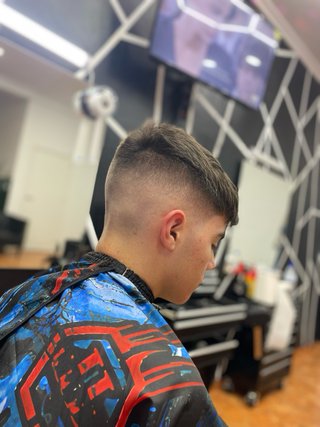 Barberia a domicilio/Profesional en la Industria..