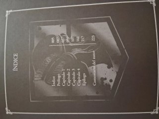 Ataque a los titanes, Antes de la caída