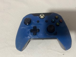 Mando Xbox One Azul Camuflaje