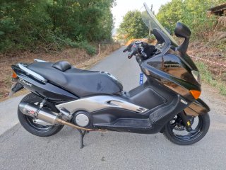 Yamaha Tmax 500.