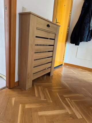 Mueble cubre radiador de madera