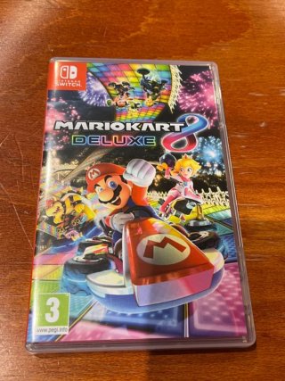 Miitopia y Mario Kart 8 Deluxe Nintendo Switch