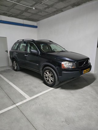 Volvo XC90 2004