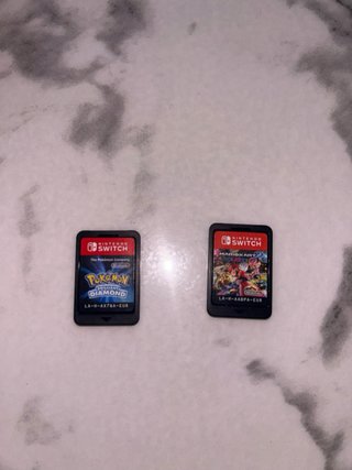 Nintendo Switch + custodia + giochi
