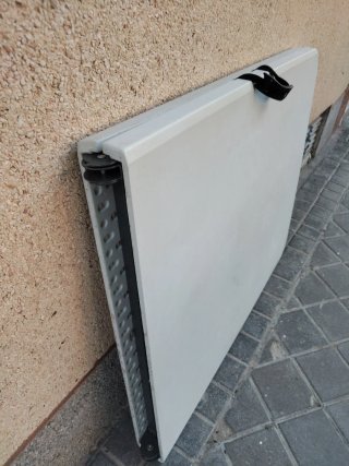 Mesa plegable terraza/mercadillo muy resistente