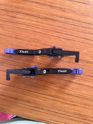 Manetas TMAX 500 Morado/Negro