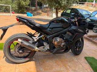 Honda CBR650R Negra
