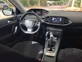 Peugeot 308 2016
