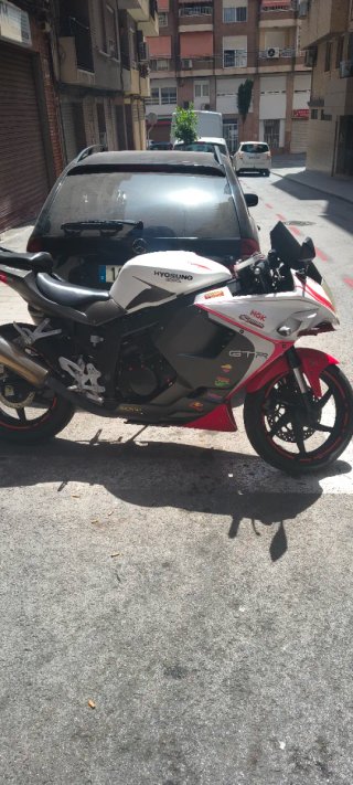 Hyosung GTR 125