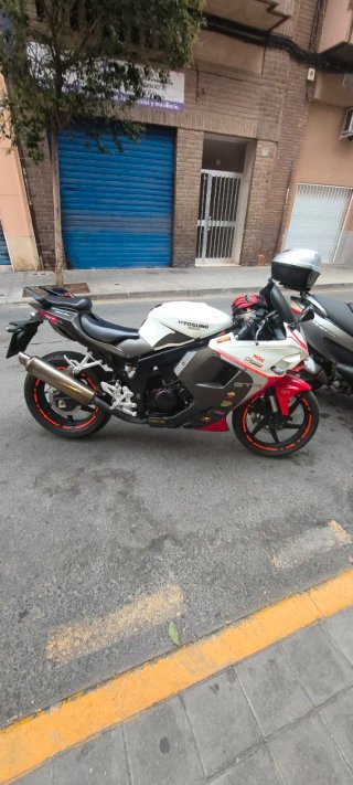 Hyosung GTR 125