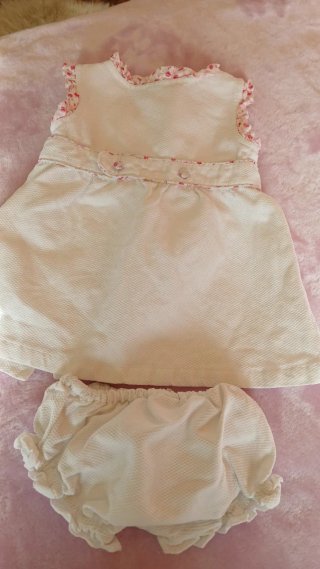 Vestido bwbe con culott  sin estrenar, 9-12  meses