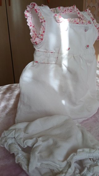Vestido bwbe con culott  sin estrenar, 9-12  meses
