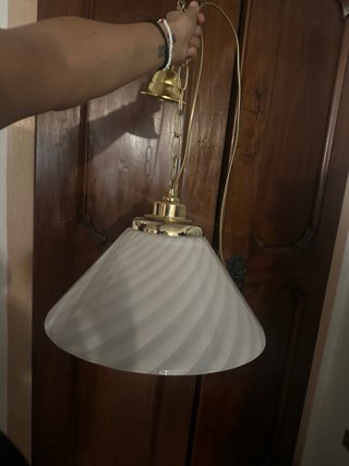 Lampadario oro e vetro bianco Murano