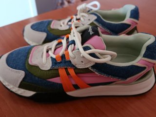 Deportivas Desigual