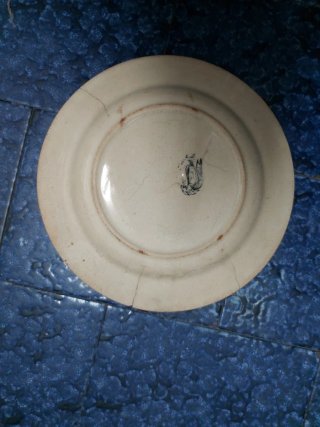 Plato decorativo antiguo