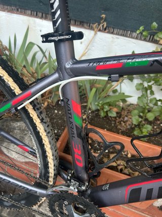 Bicicleta de Montaña Megamo