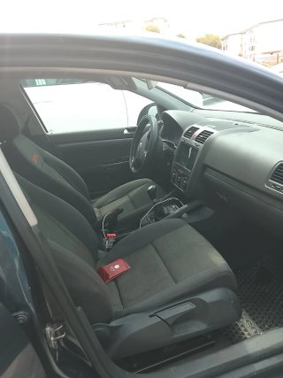 Volkswagen Golf 2004