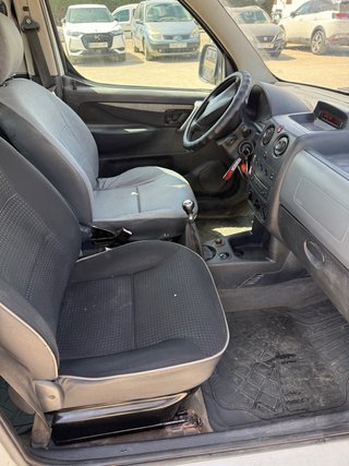 Peugeot Partner 2.0 hdi