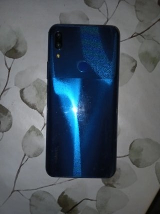Móvil funciona correctamente, no negociable.