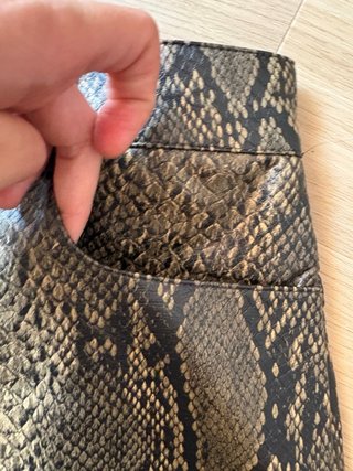 Falda efecto piel estampado serpiente