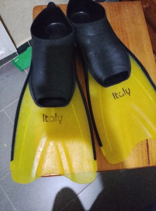 Aletas de buceo Italy amarillas