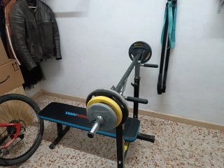 Conjunto de utensilios para hacer deporte.