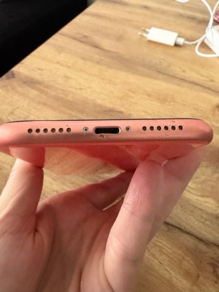 iPhone XR Coral