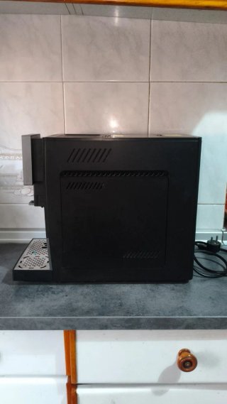 Cafetera Cecotec Cremmaet Compactccino Negra