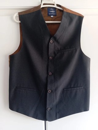 Traje completi color gris talla 40
