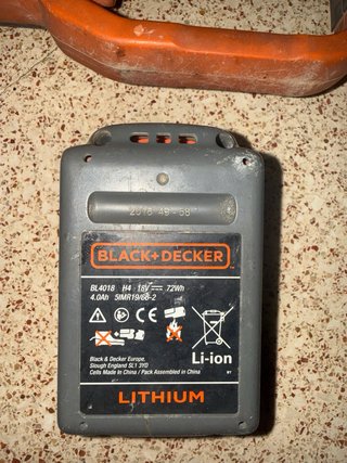 Radial Black+Decker a batería