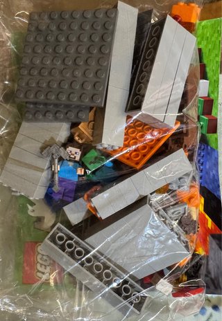 LEGO Minecraft 21113 The Cave con 2 Minifiguras