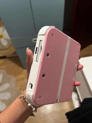 Nintendo 2DS + tomodachi life