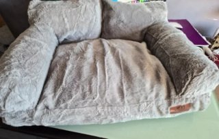 Cama/Sofá para Perros o Gatos Hollypet talla Small