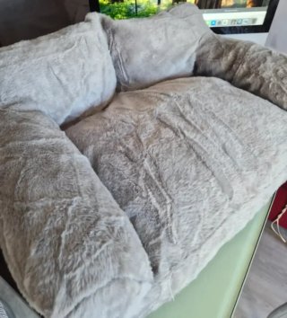 Cama/Sofá para Perros o Gatos Hollypet talla Small