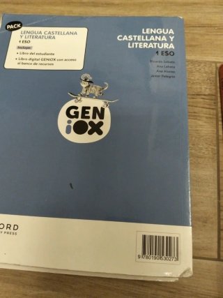 Vendo libros lengua e Inglés 1° ESO IES Getafe