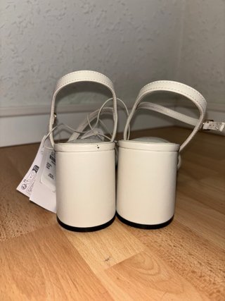 Tacones blancos Primark talla 38