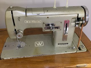 Máquina de coser Wertheim Retro