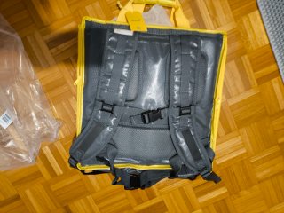 Mochila Térmica Glovo Amarilla y Negra