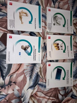 Libros 2° técnico en farmacia GRADO MEDIO