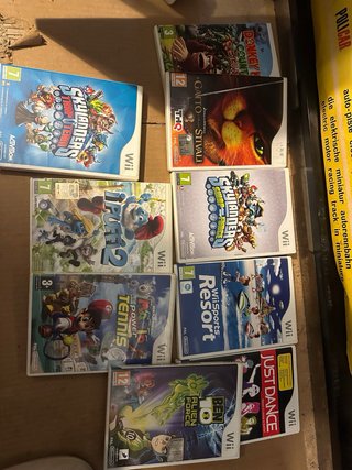 Lotto Giochi Wii: Skylanders, Mario Tennis, Ben 10