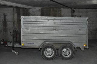 Remolque de carga 750kg con basculante hidráulico