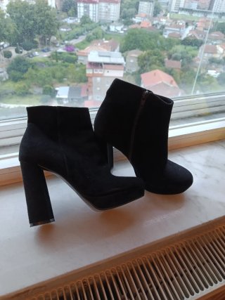 Botines tacón plataforma negros